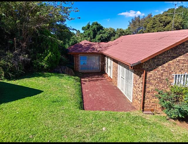 3 BEDROOM HOUSE FOR SALE IN KIBLER PARK